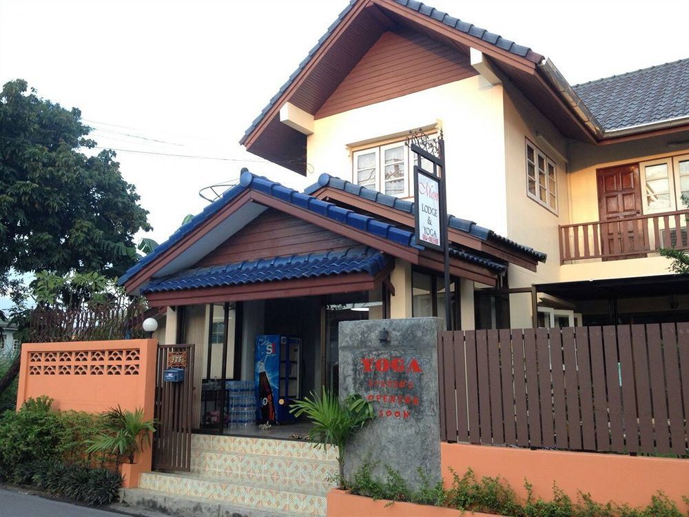 Mon Lodge & Yoga Donmueang Bangkok Kültér fotó