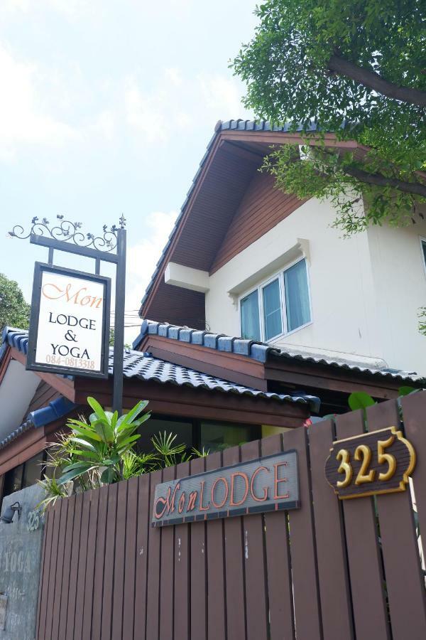 Mon Lodge & Yoga Donmueang Bangkok Kültér fotó