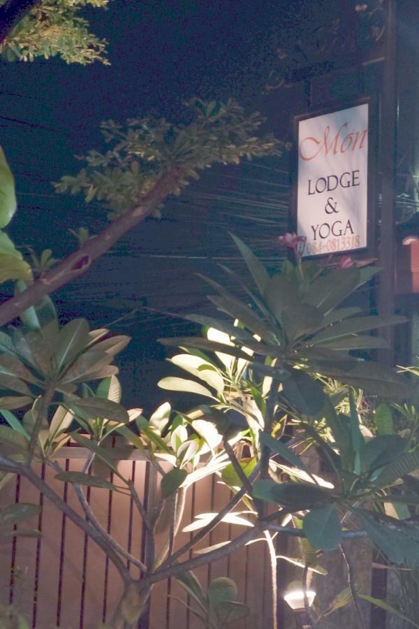Mon Lodge & Yoga Donmueang Bangkok Kültér fotó